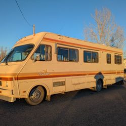 1988 Fleetwood Bounder RV