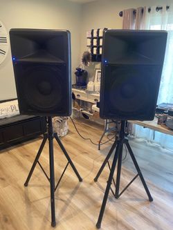 Professional DJ / PA Sound System – Crown • Numark • American Audio