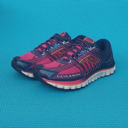 Brooks Glycerin 12 Athletic Running Shoes 
Women's Size 7