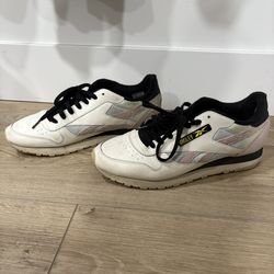 Mens Reebok Classic Leather Smiley 50th Anniversary