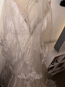 Oleg Cassini Ivory Wedding Dress Size 20 Thumbnail