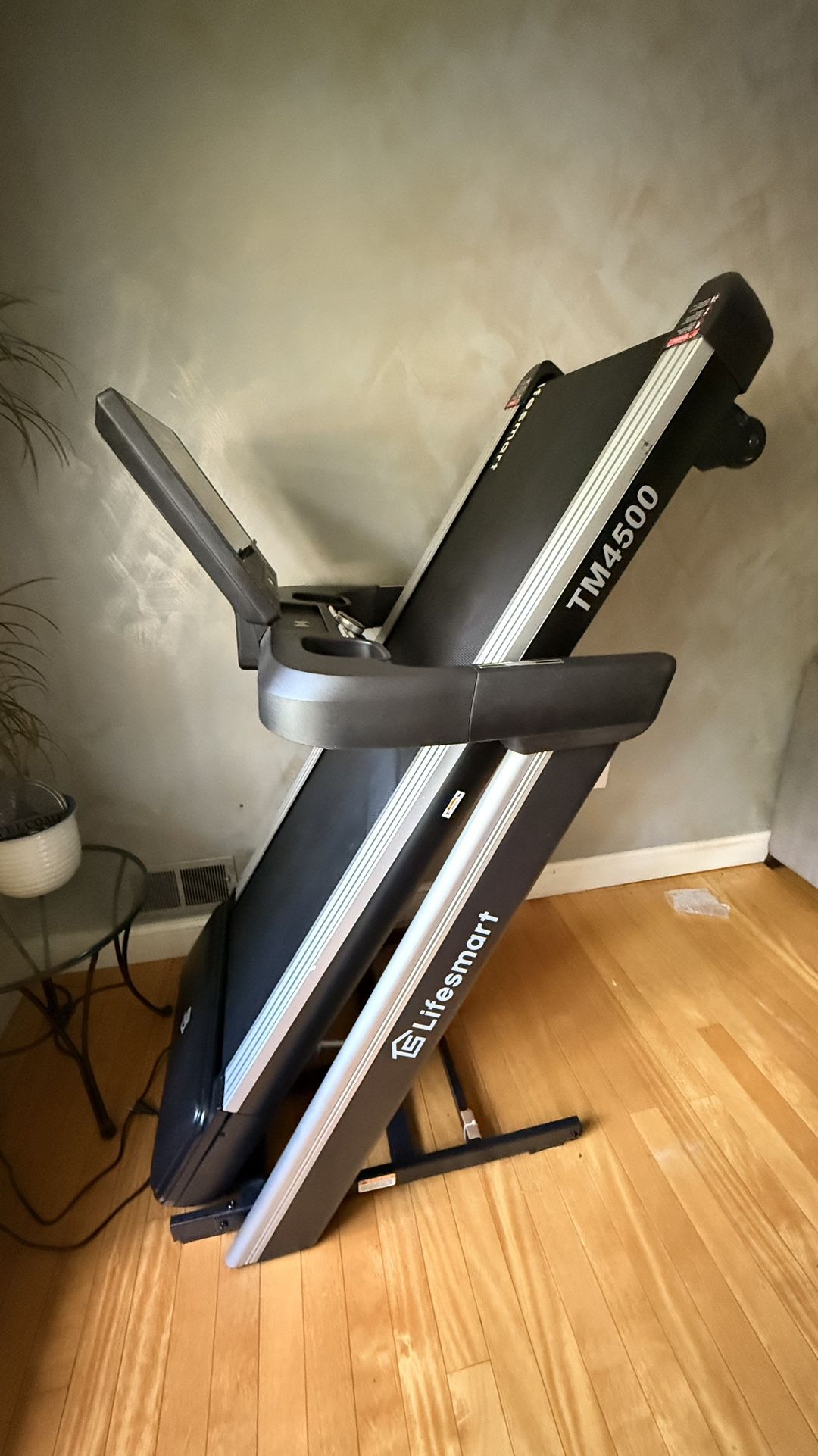 Treadmill  lifesmart tm4500, Change or better offer