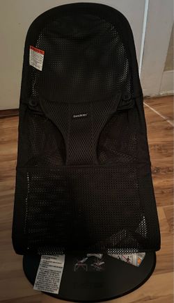 BabyBjorn Bouncer Bliss Mesh in Black