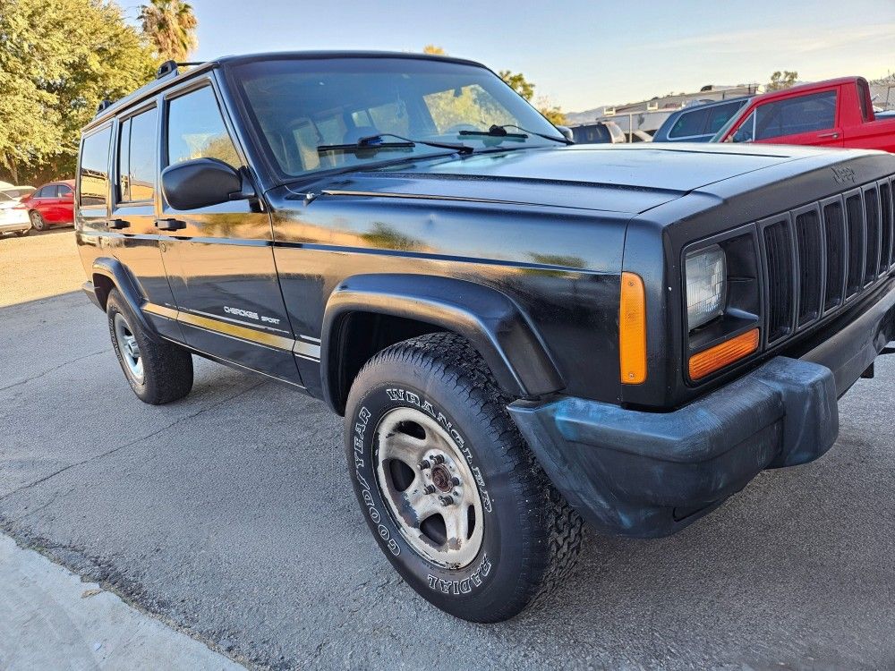 1999 Jeep Cherokee