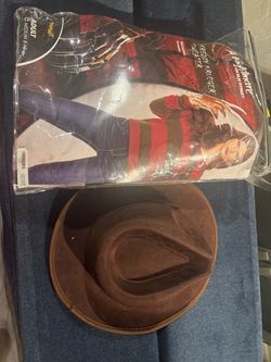 Costume