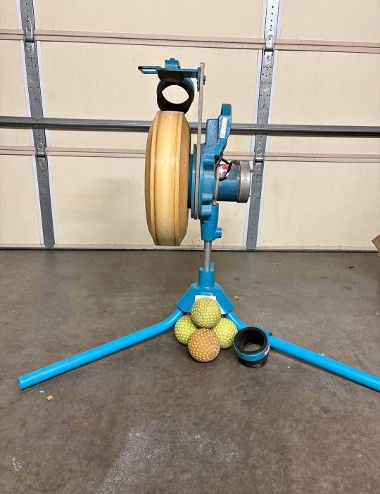 JUGS JR pitching machine.