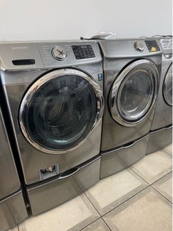 Samsung front load washer and gas dryer set