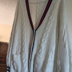 American Eagle Women's Sweater