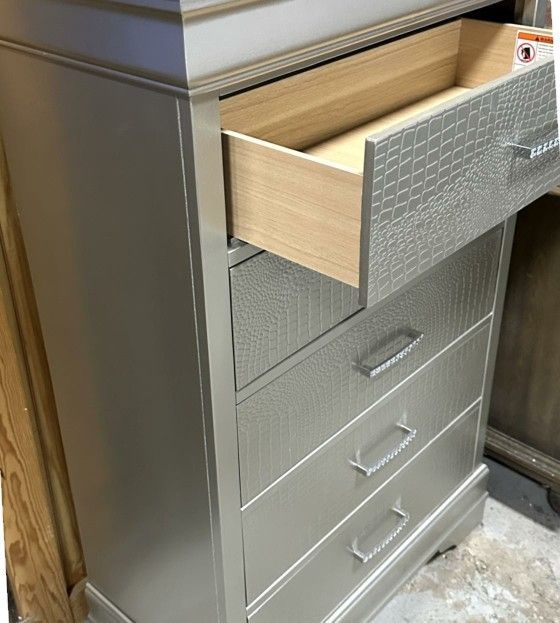 Silver 5 Drawer Chest