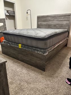 Queen bed frame with dresser and nightstand