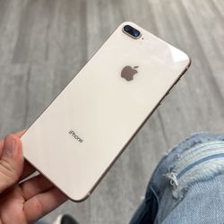 iPhone 8 Plus 