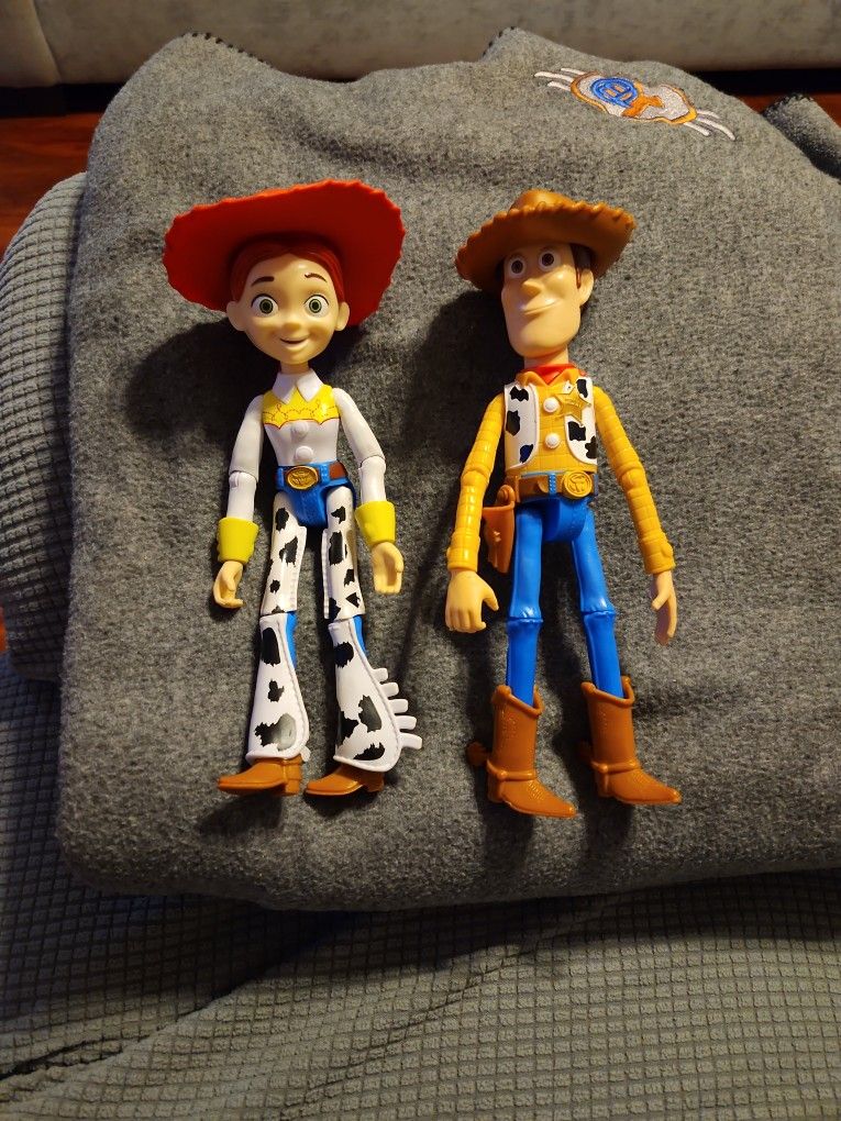 2017 Disney Pixar Woody & Jesse Figurines
