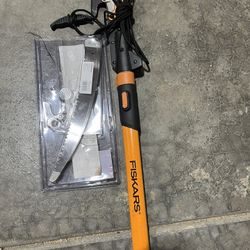 Fiskars 14' pole saw and pruner