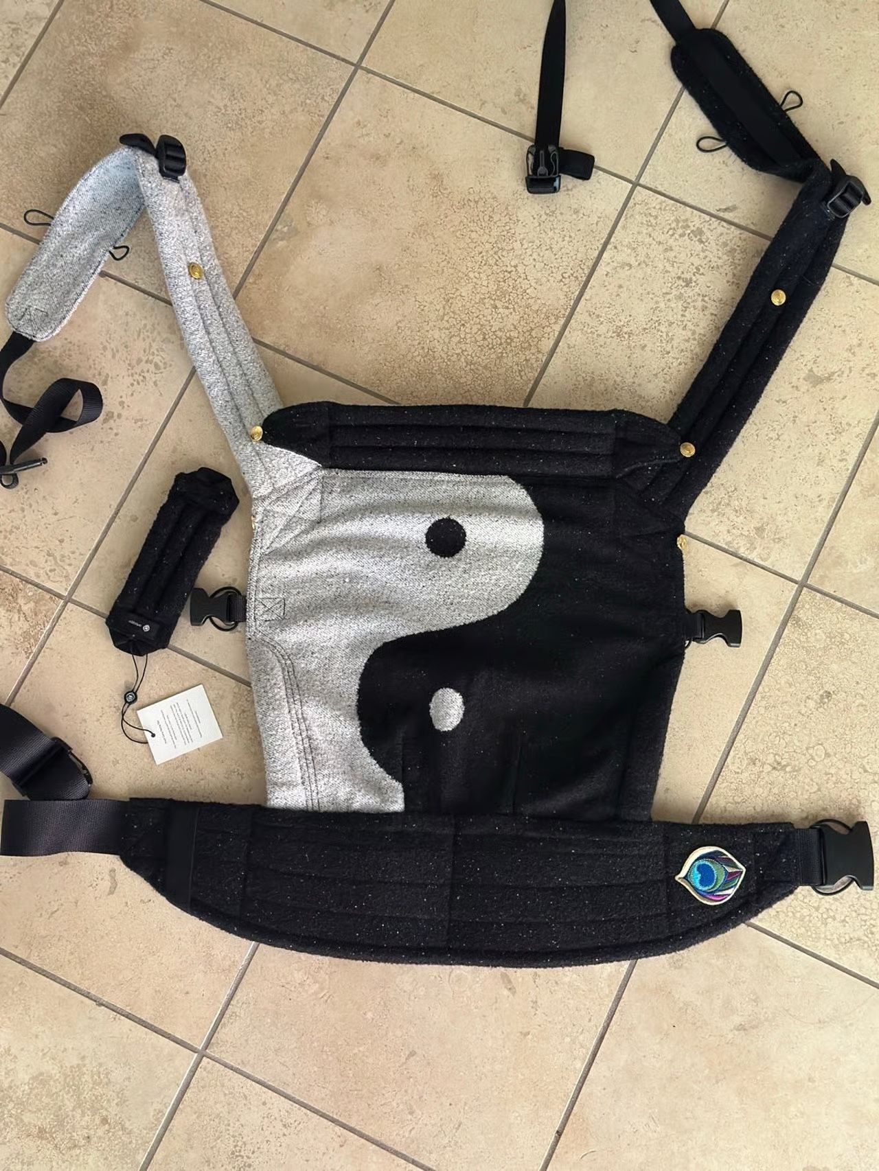 Artipoppe Baby Carrier Ying Yang 