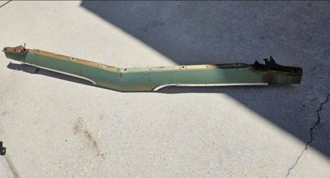 1959 Chevrolet Impala upper grille bar
