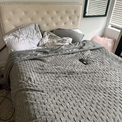 Bed Frame/Mattress