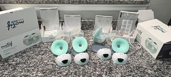 2x Motif aqua glow wearable breast pumps