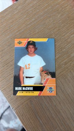 Mark McGwire Upper Deck Baseball Card