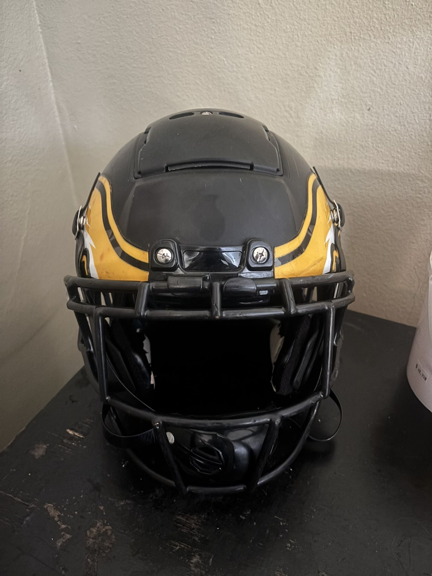 Schutt F7 