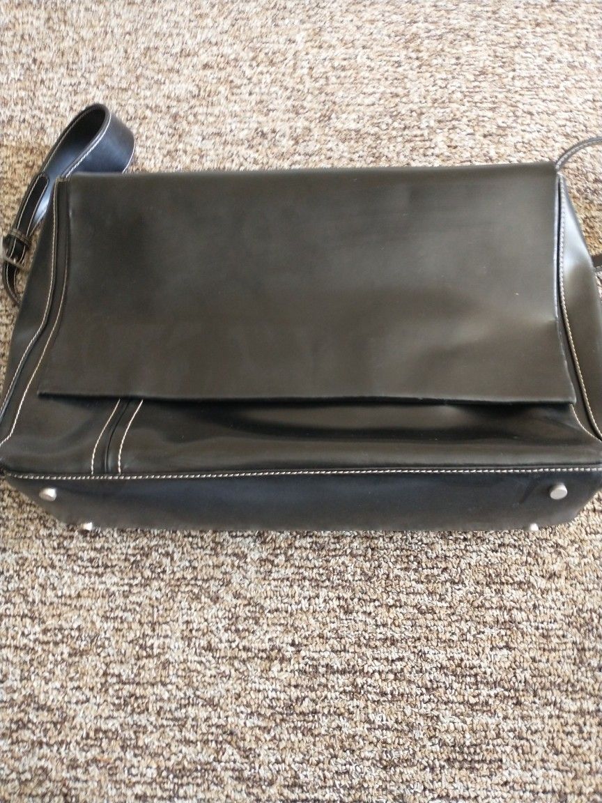 Leather bag