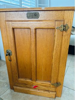 $350 OBO White Clad solid oak, with a beautiful quarter-sawn grain on the face frame.