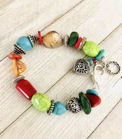 handmade bracelet with lobster clasp!