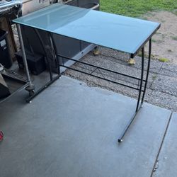Cool Glass Table 