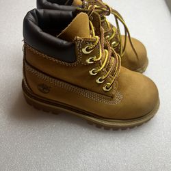 Timberland Boots Waterproof Child Size 7.5 Leather Upper