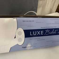 Luxe bidet!