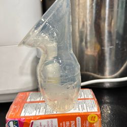 Haakaa Silicone Manual Breast Pump