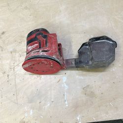 Milwaukee Sander 