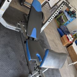 NAUTILUS BENCH & WEIGHTS