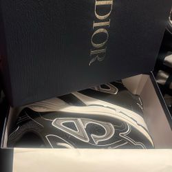 Diors Size 10 Worn 1 Time  Take Trades 