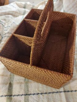 NEW Pottery Barn caddy  plate / napkin / utensil