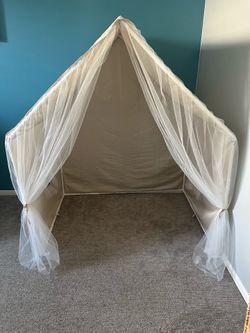 Kids Play Tent with Padded Mat, indoor play house