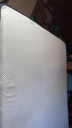 Full size mattress