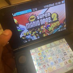 3ds XL (screen damage)