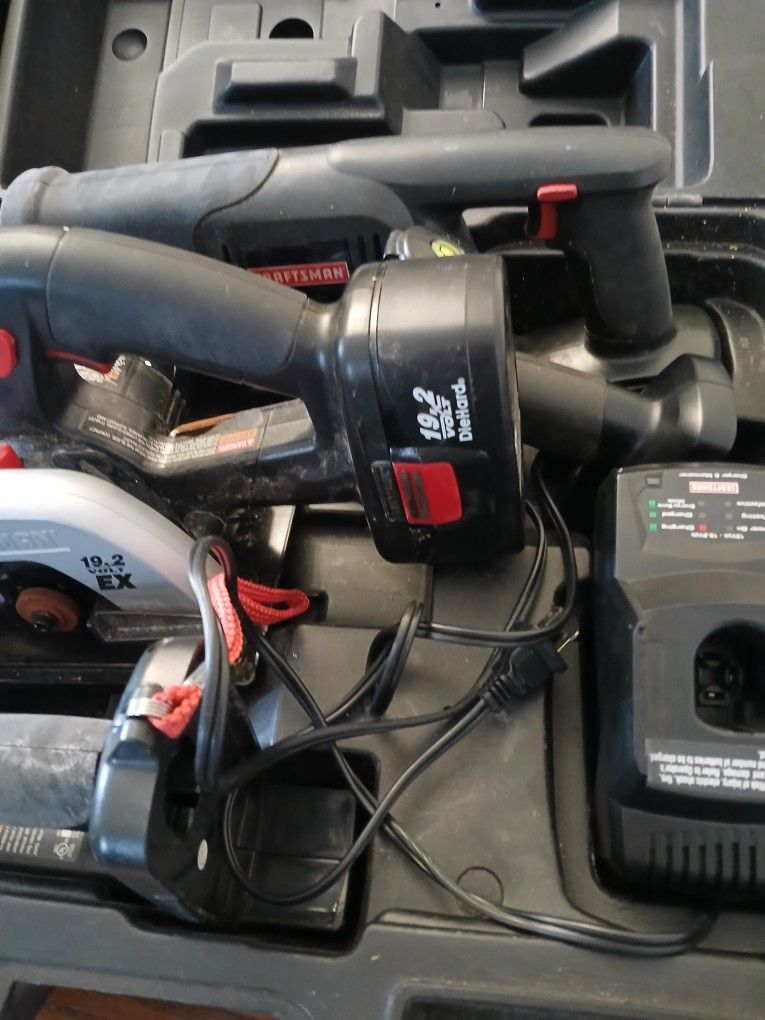 Craftman Tools, Case