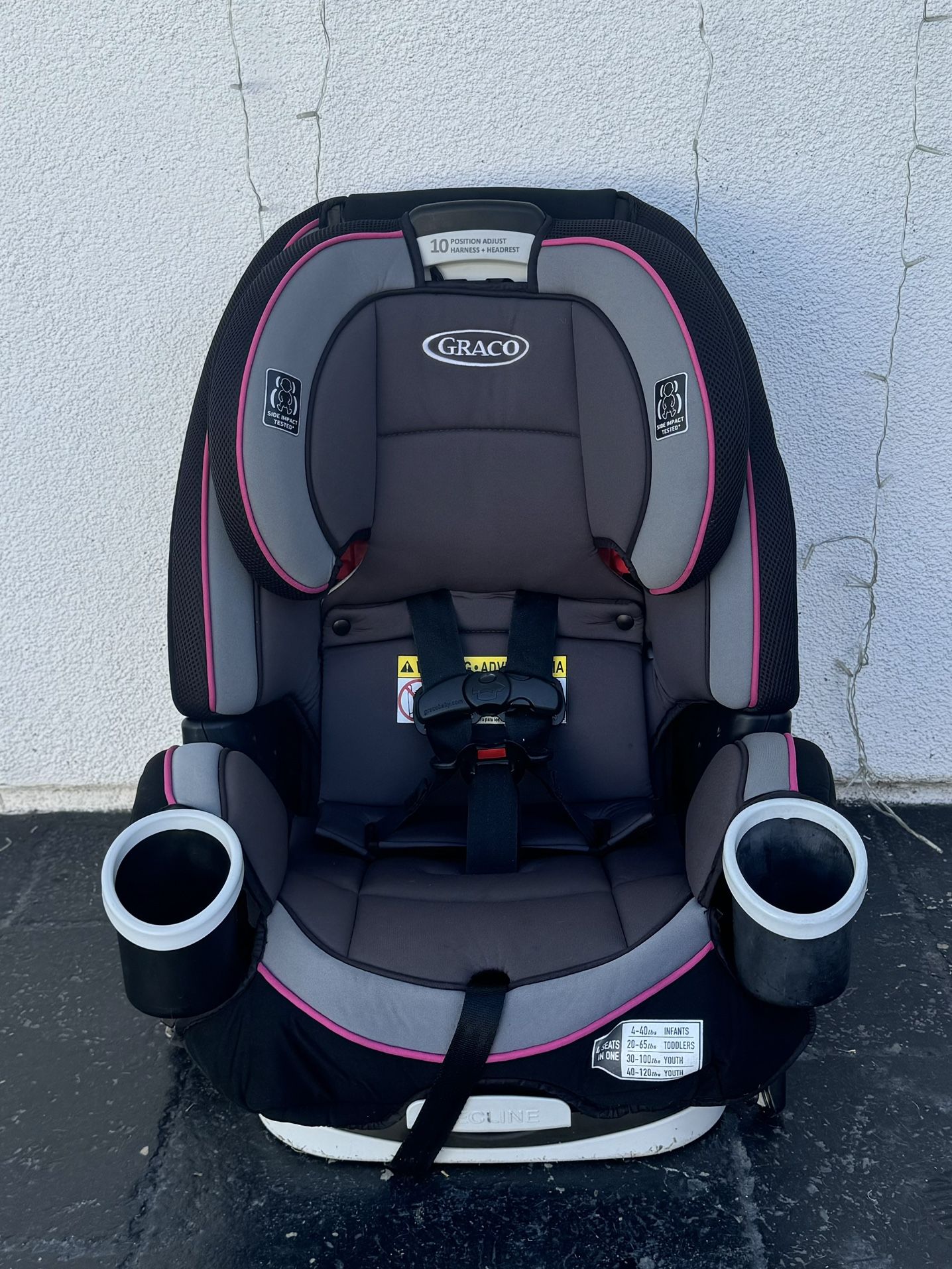 GRACO FOREVER 4 In 1 CONVERTIBLE CAR SEAT!!