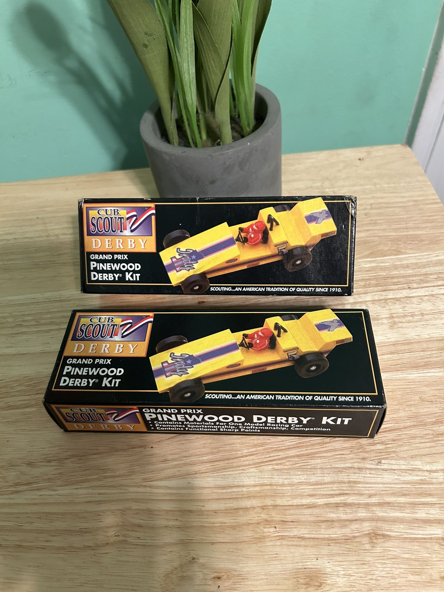 Scout Grand Prix Pinewood Derby Kit - Yellow and Black