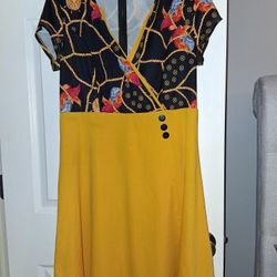 Yellow And Black Shirt Sleeve A Line Low Cleavage