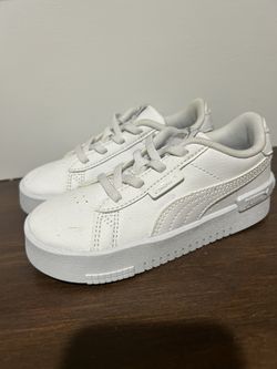 Kids Puma sneakers size 10C