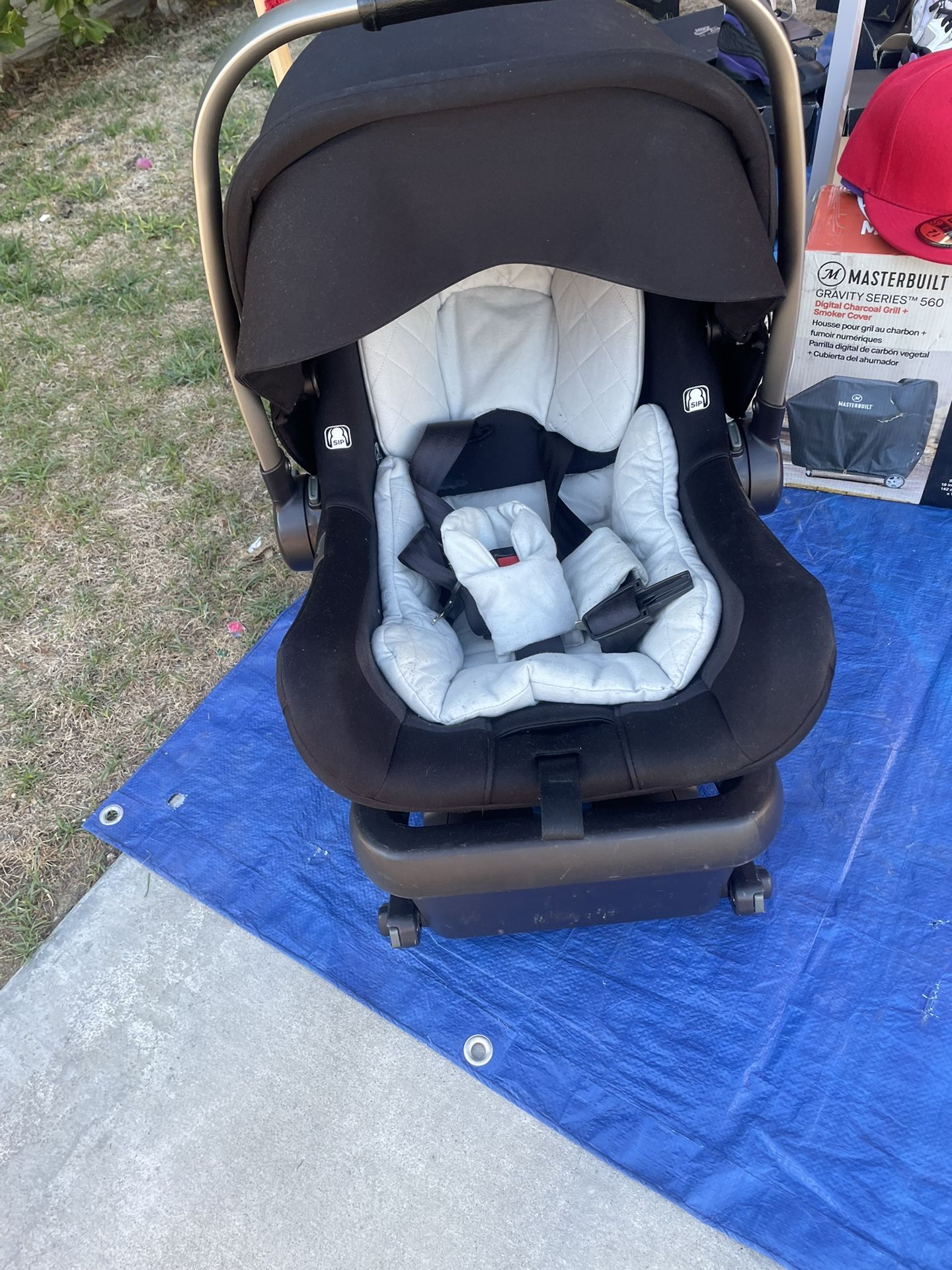Nuna Car seat