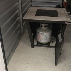 Slightly Used 30" Square Tile Top Gas Fire Pit Table 