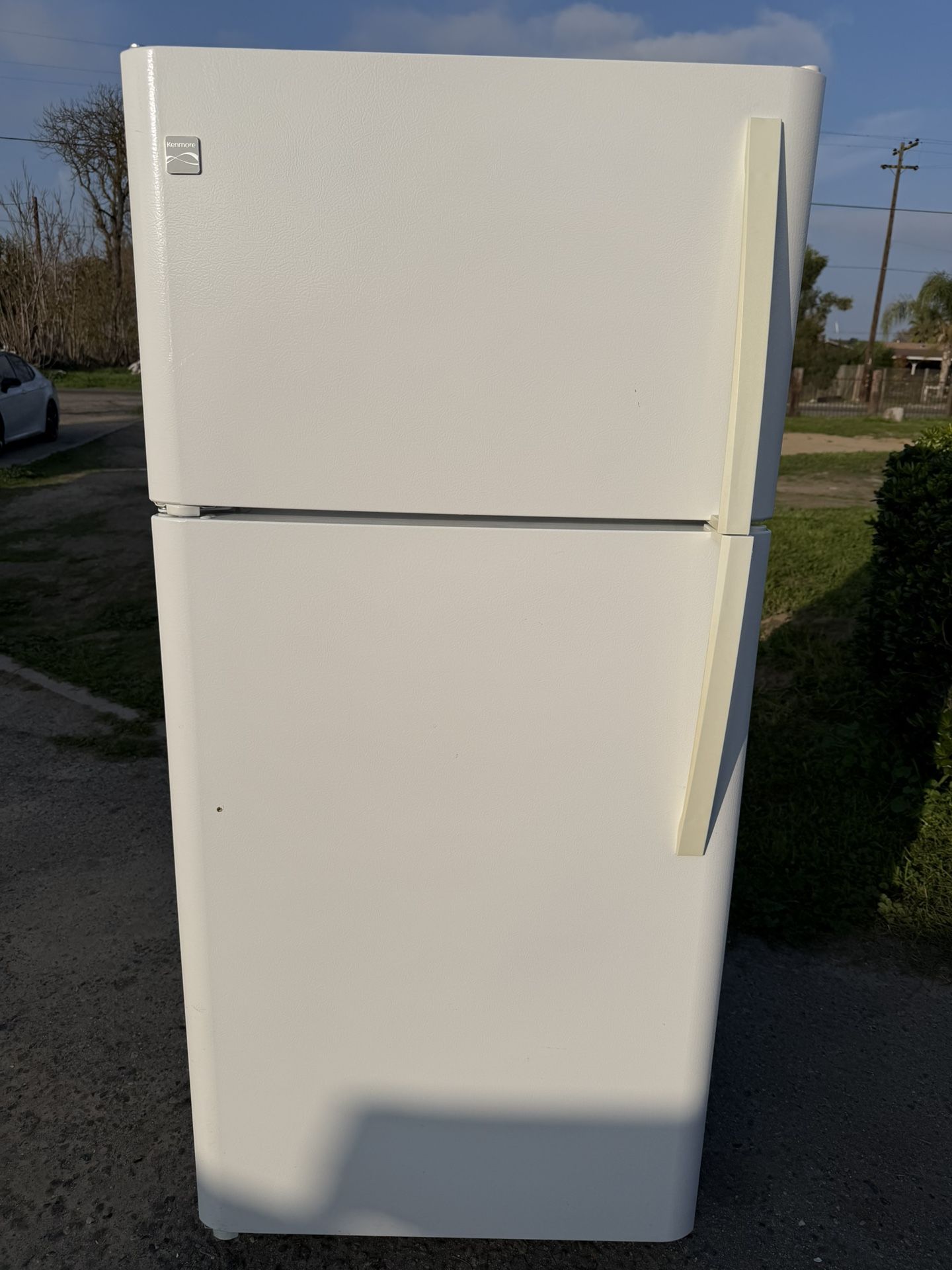 Refrigerator