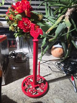 Red chicken paper towl holder