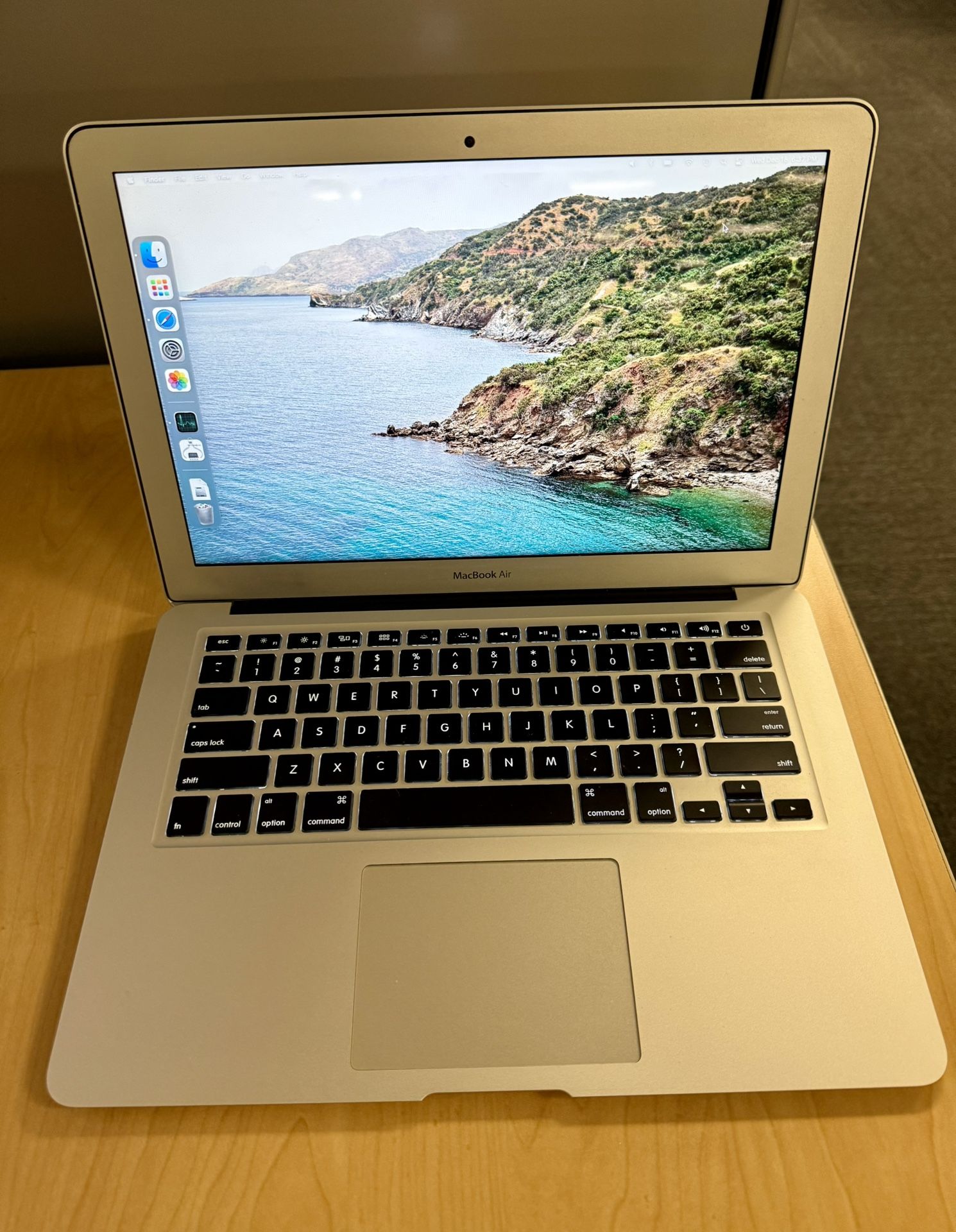 MacBook Air 13 Inch 128GB - New Battery