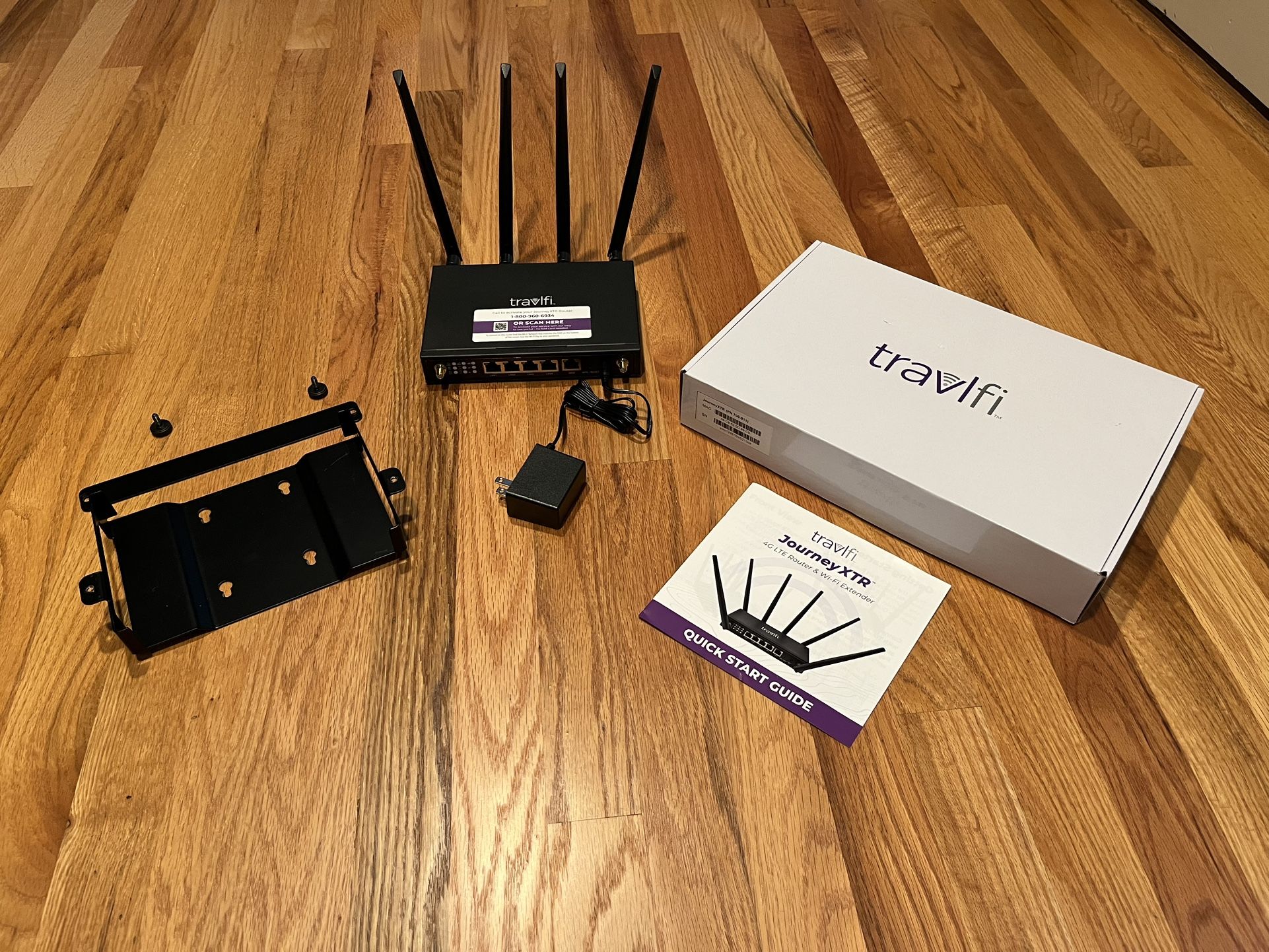 Travlfi Journey XTR 4G LTE Router & Wi-Fi Extender