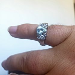 Aquamarine 2ct stone and diamond sterling silver Ring