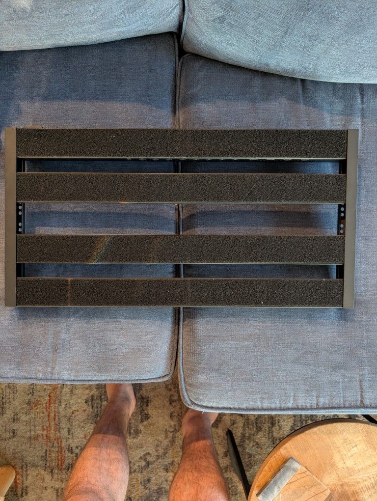 Harley Benton Spaceship Power 60 Pedalboard